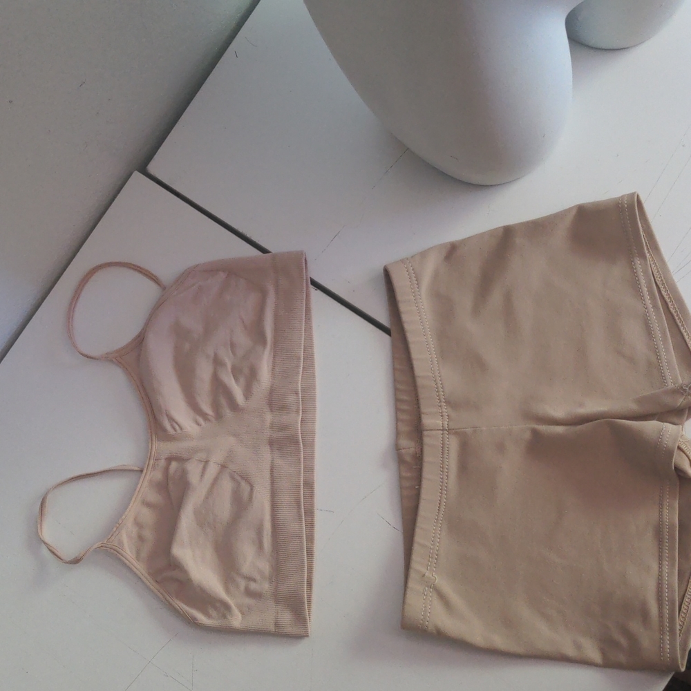 Beige dancer warm ups
